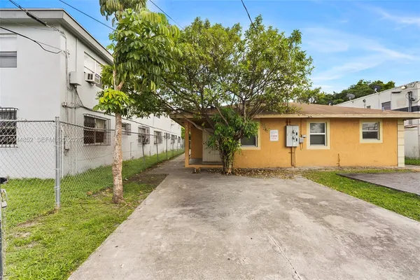 $750,000 | 812 Northwest 70th Street, Miami, FL 33150