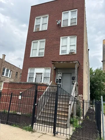 $650,000 | 3538 West Grenshaw Street, Chicago, IL 60624