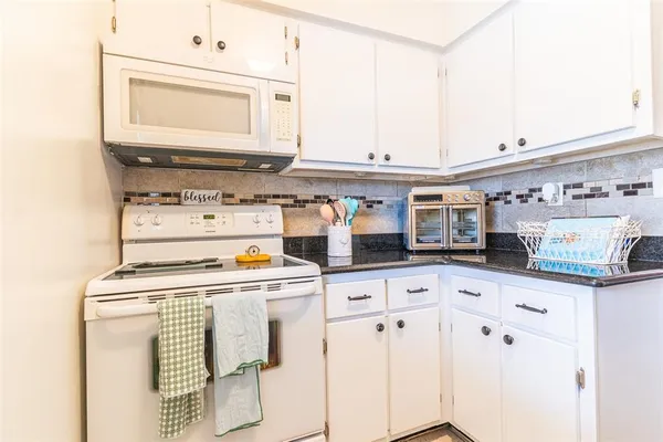 $109,990 | 1700 6th Street Northwest, Unit C31, Winter Haven, FL 33881