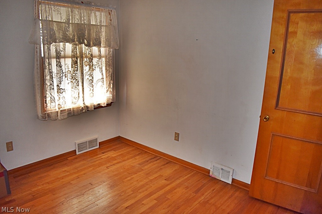 14640 Schreiber Road Maple Heights, OH 44137 - Photo 15 of 19 Gallery Image 15