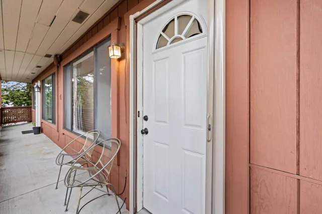 $699,800 | 1227 Woodside Road, Unit 2, Redwood City, CA 94061