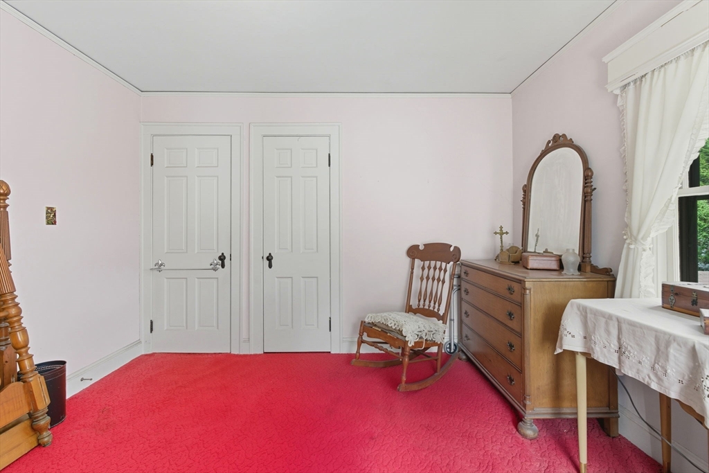 59 Charlotte Road Newton, MA 02459 - Photo 26 of 42
