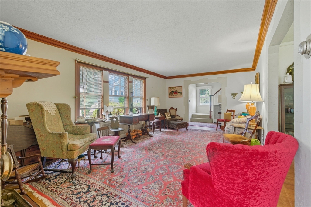 59 Charlotte Road Newton, MA 02459 - Photo 5 of 42