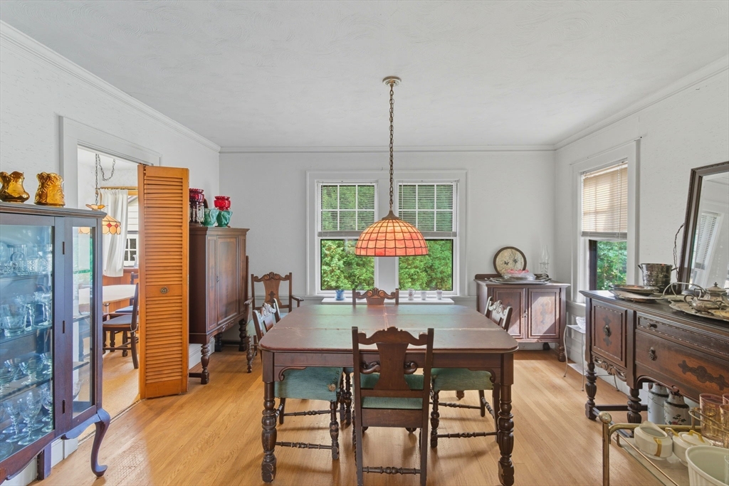 59 Charlotte Road Newton, MA 02459 - Photo 8 of 42