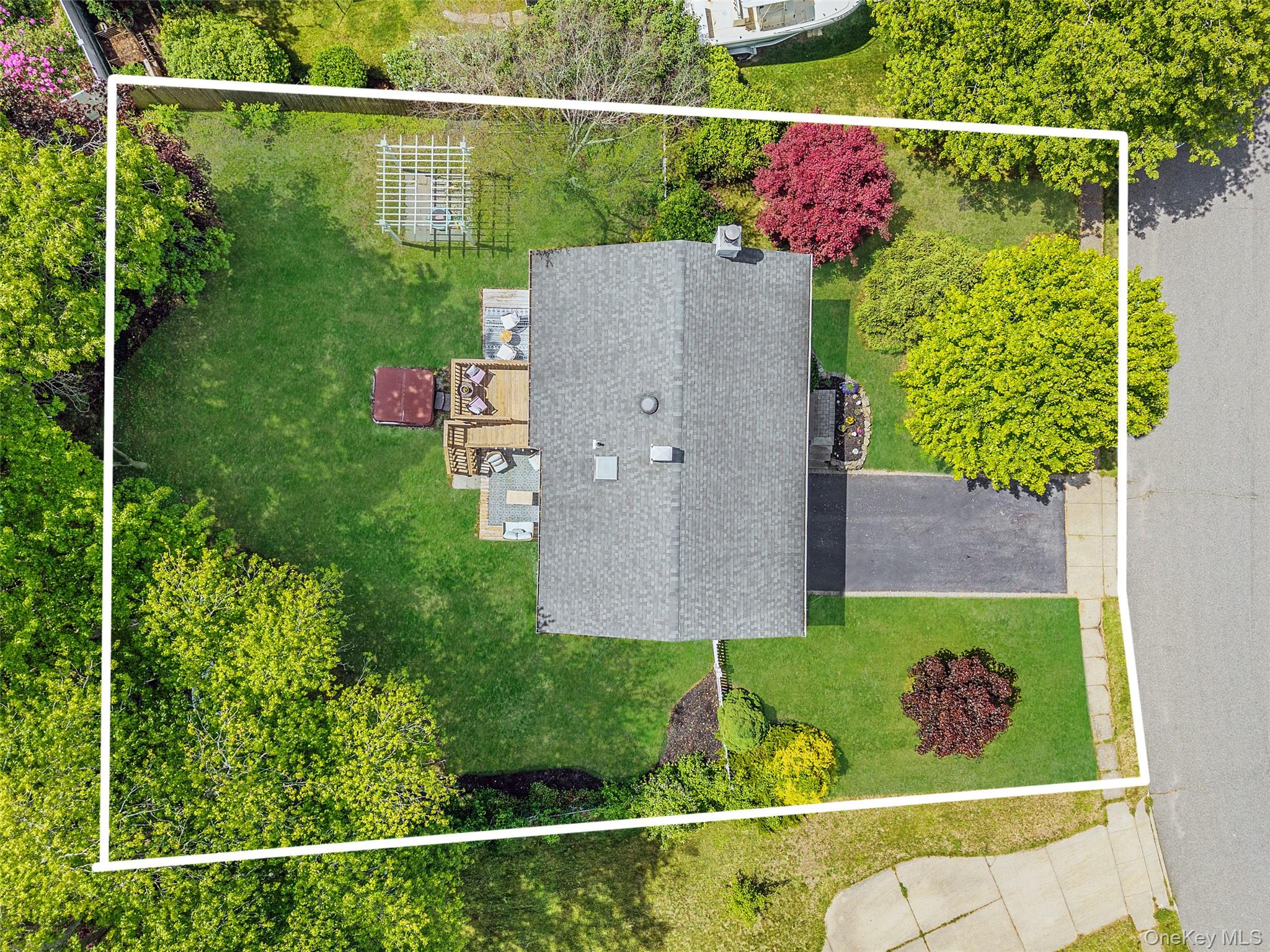 103 Stephen Road Bayport, NY 11705 - Photo 39 of 41