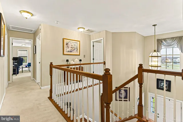 $999,000 | 39854 Canterfield Court, Lovettsville, VA 20180