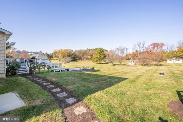 $999,000 | 39854 Canterfield Court, Lovettsville, VA 20180