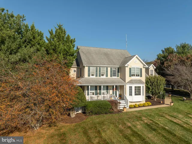 a building outdoor space with patio furniture