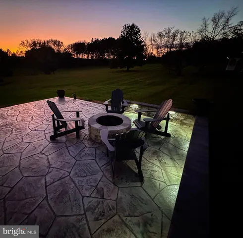 $999,000 | 39854 Canterfield Court, Lovettsville, VA 20180