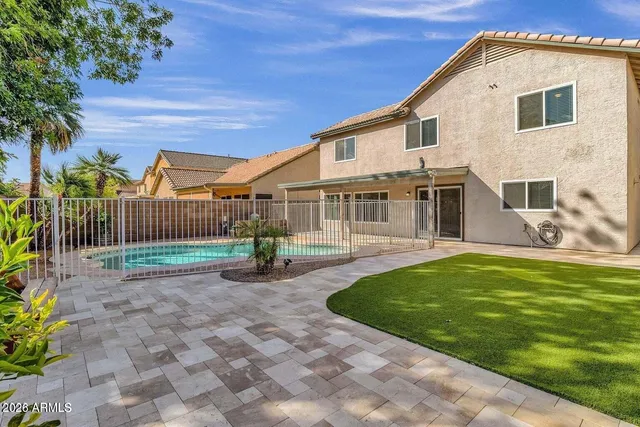 $3,600 | 822 North Naples Drive, Chandler, AZ 85226