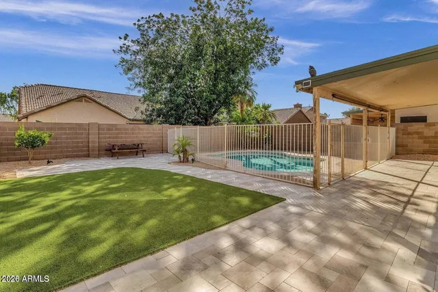 $3,600 | 822 North Naples Drive, Chandler, AZ 85226