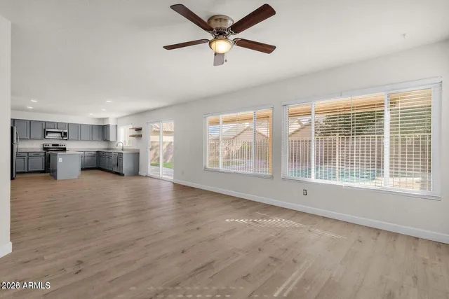 $3,600 | 822 North Naples Drive, Chandler, AZ 85226