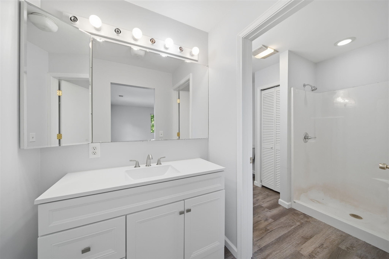 49300 Arkona Road Belleville, MI 48111 - Photo 34 of 77 Gallery Image 34