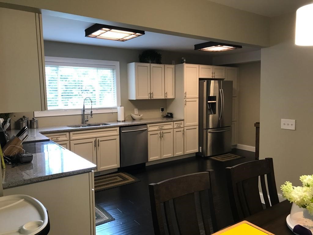12402 Spruce Lane Perry, MI 48872 - Photo 7 of 32 21502310-6.JPG