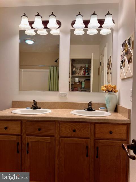 26 Killmon Road Basye, VA 22810 - Photo 20 of 40 Bath