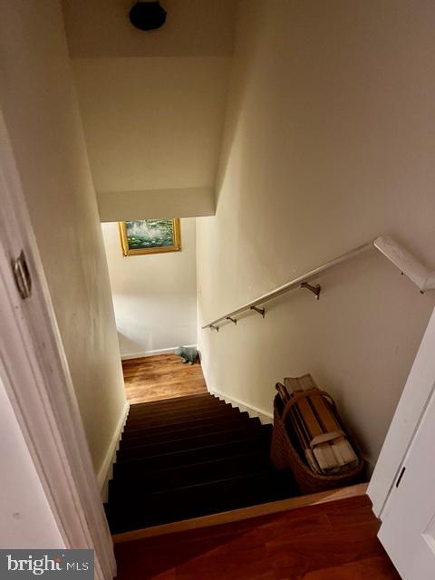26 Killmon Road Basye, VA 22810 - Photo 30 of 40 Stairs
