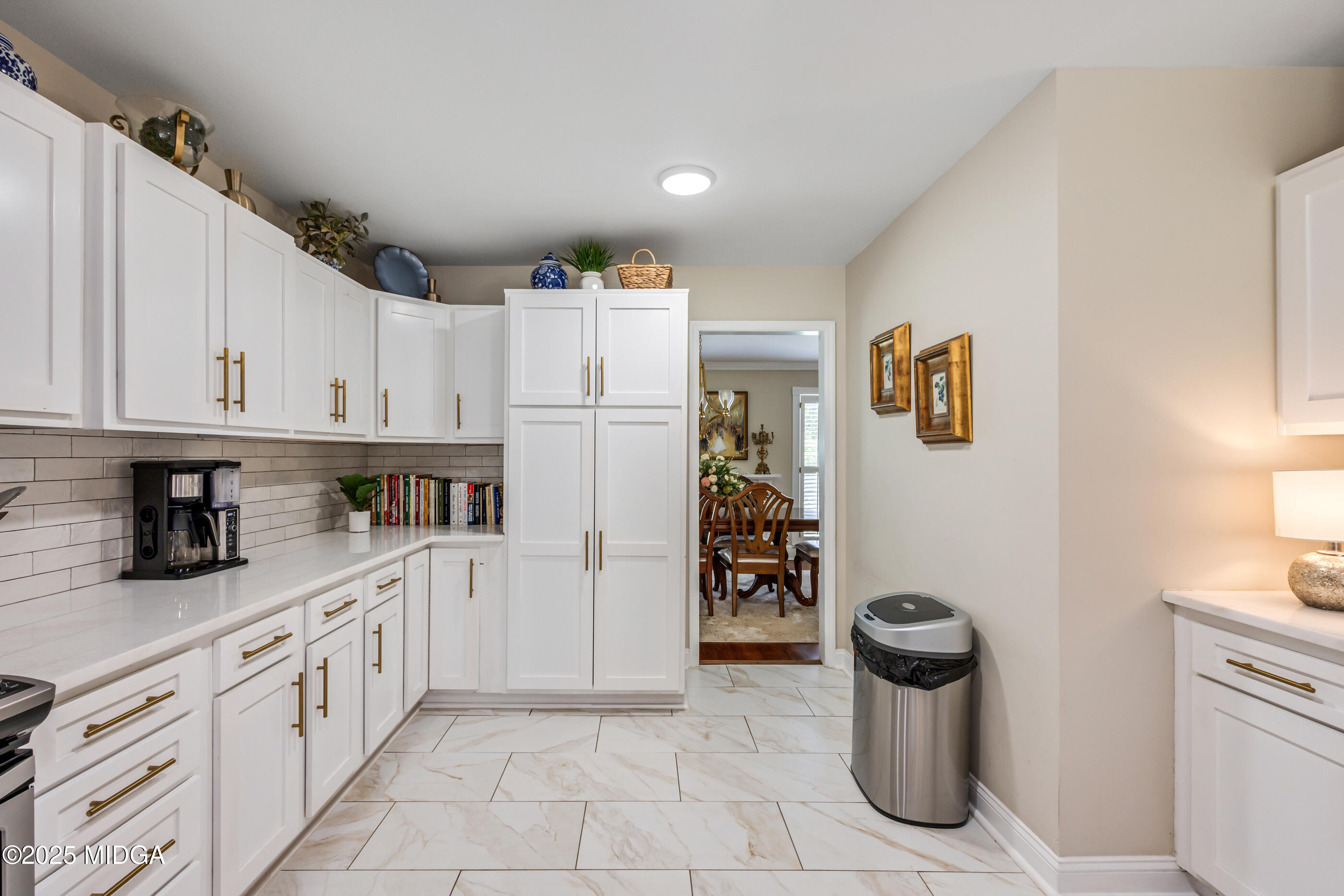 1021 Bass Road Macon, GA 31210 - Photo 8 of 55 07-W7A1427