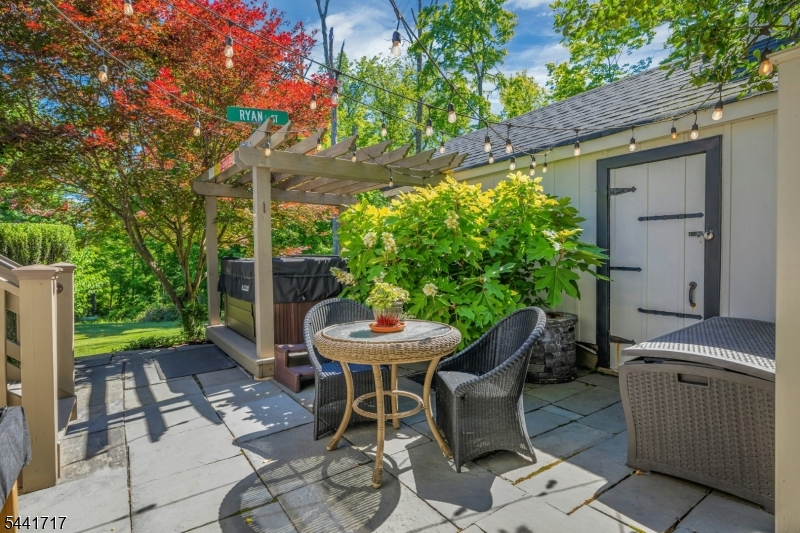 215 Mountainview Road Warren, NJ 07059 - Photo 31 of 37