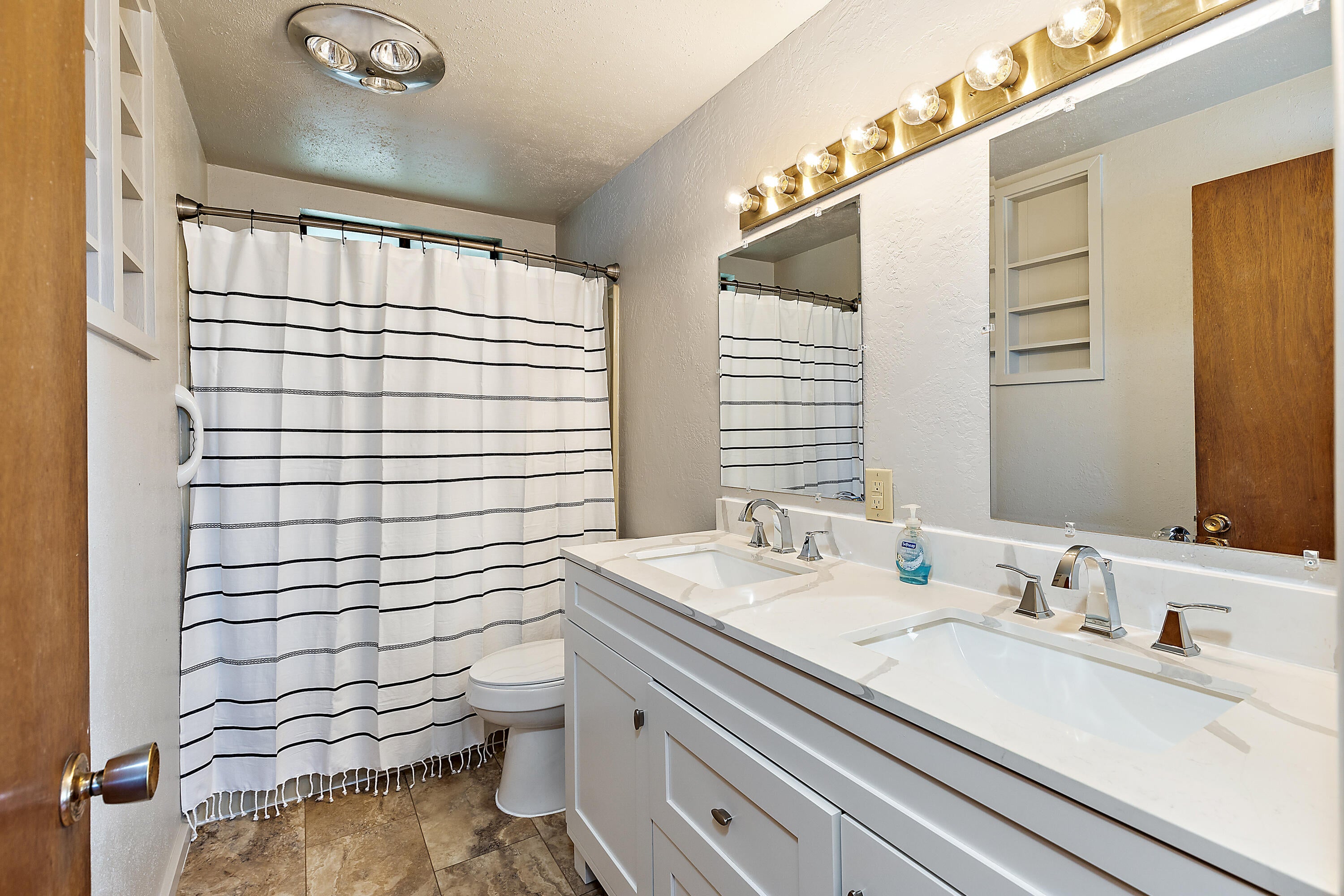 7973 Division Road White City, OR 97503 - Photo 20 of 29 20_DR_24
