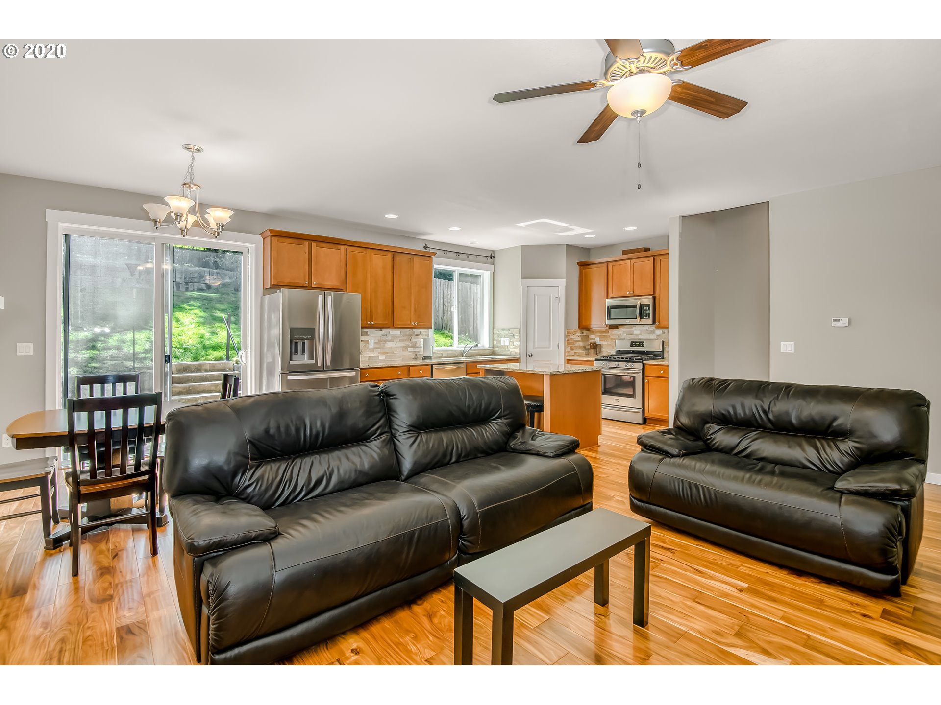 4404 Southeast View Acres Road Milwaukie, OR 97267 - Photo 5 of 17 Gallery Image 5
