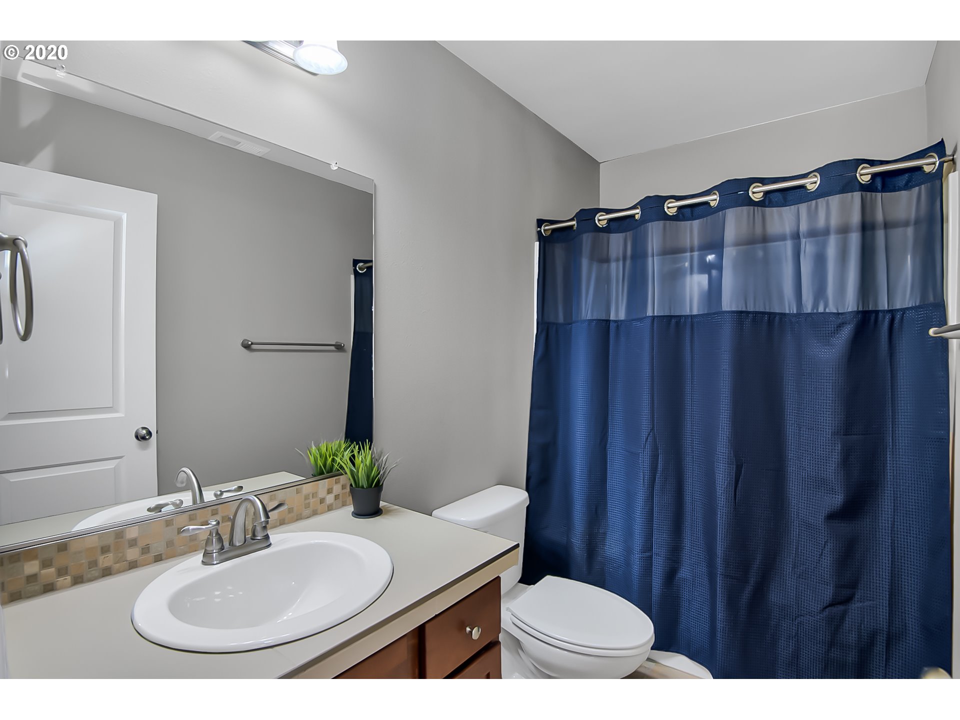 4404 Southeast View Acres Road Milwaukie, OR 97267 - Photo 10 of 17 Gallery Image 10