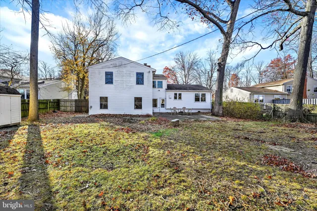 a house view with a outdoor space