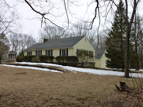 61 Prospect Street Upton, MA 01568 - Photo 4 of 20 Gallery Image 4
