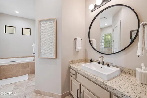 $1,850,000 | 10949 East Dale Lane, Scottsdale, AZ 85262