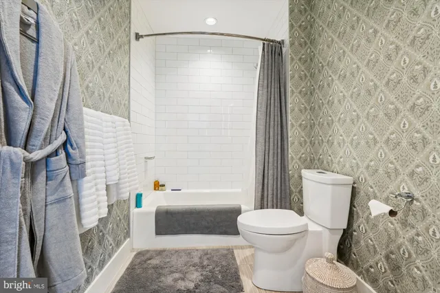 $3,750 | 930 Rose, Unit 1905, North Bethesda, MD 20852