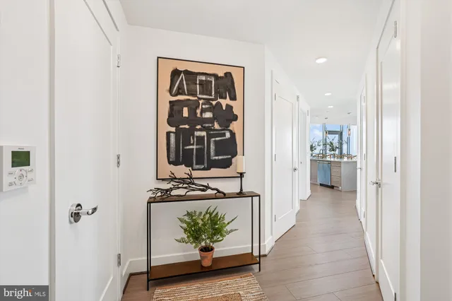 $3,750 | 930 Rose, Unit 1905, North Bethesda, MD 20852