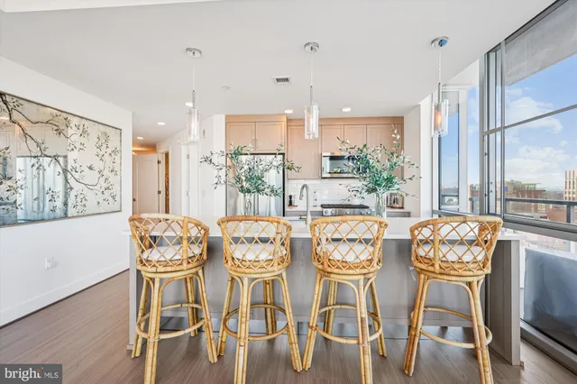 $3,750 | 930 Rose, Unit 1905, North Bethesda, MD 20852