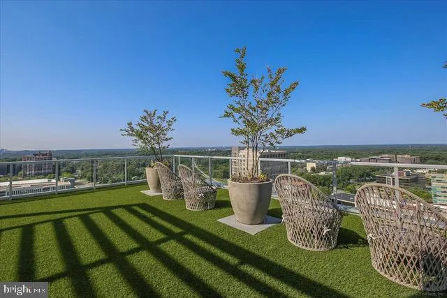 $3,750 | 930 Rose, Unit 1905, North Bethesda, MD 20852