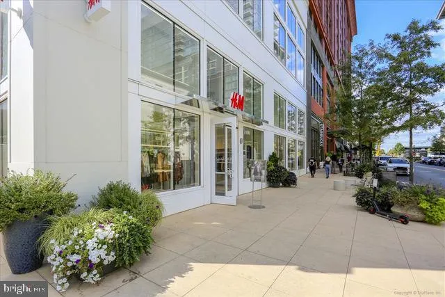 $3,750 | 930 Rose, Unit 1905, North Bethesda, MD 20852