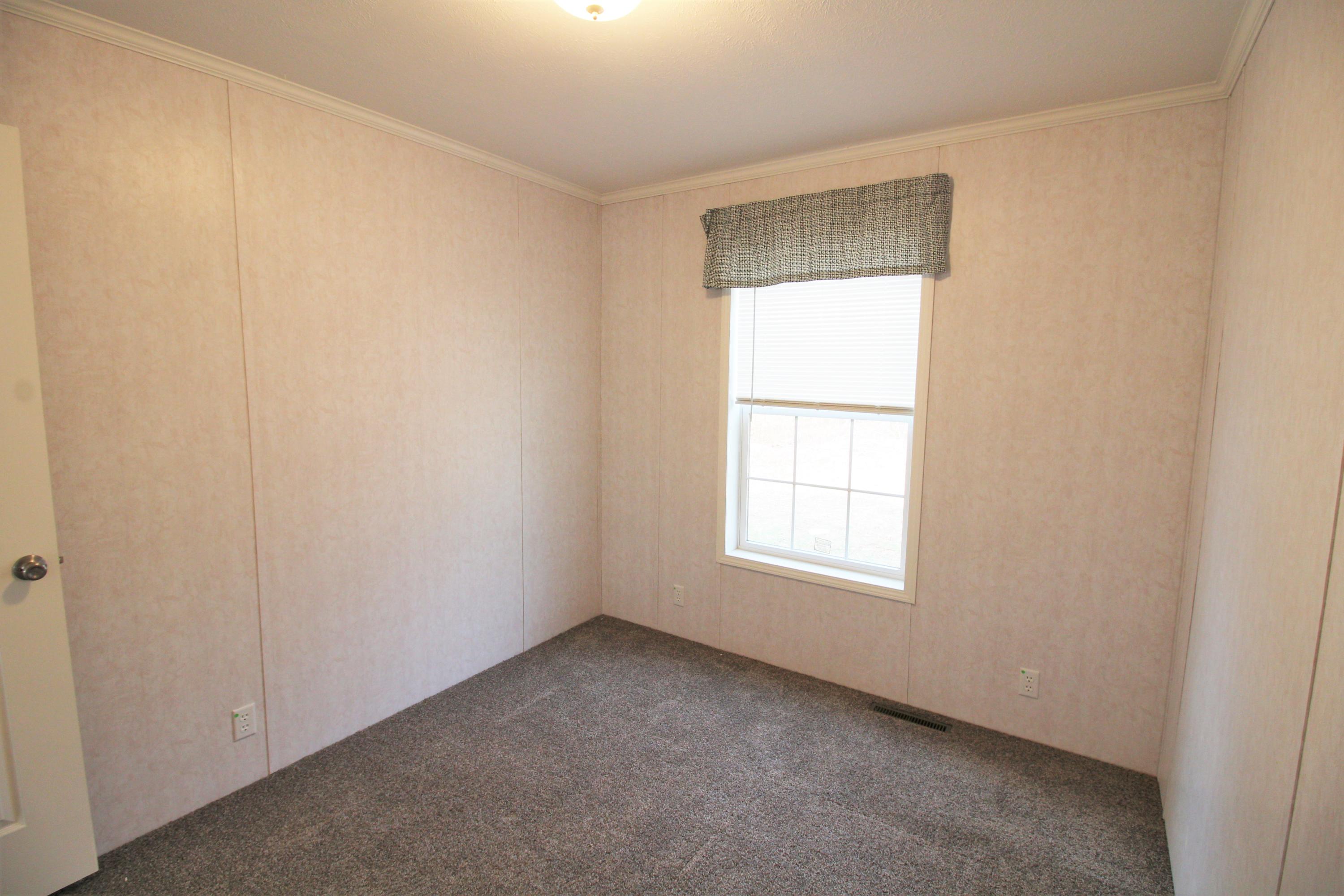 321 Lakeview Road Glenburn, ME 04401 - Photo 27 of 38 IMG_9339 (2)