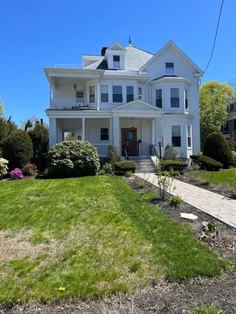 $3,875 | 87 Forest Street, Unit 2, Medford, MA 02155