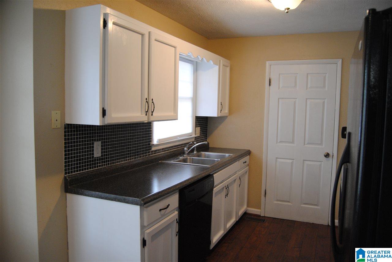 103 Park Lane Weaver, AL 36277 - Photo 6 of 25
