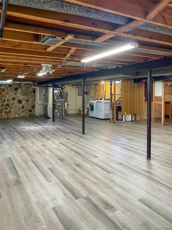 8412 Busch Street Center Line, MI 48015 - Photo 17 of 26