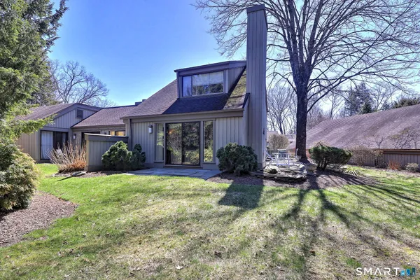 $249,900 | 532 Heritage Village, Unit A, Southbury, CT 06488