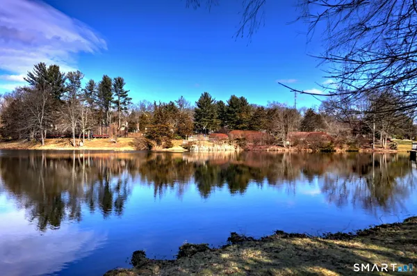 $249,900 | 532 Heritage Village, Unit A, Southbury, CT 06488