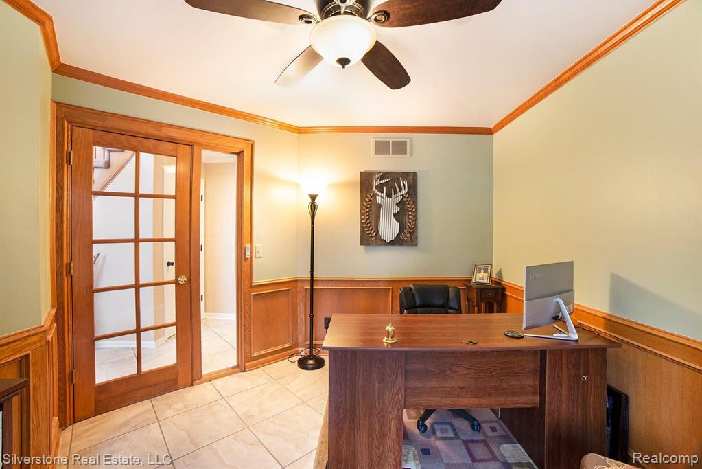 798 Grovecrest Rochester Hills, MI 48307 - Photo 24 of 49