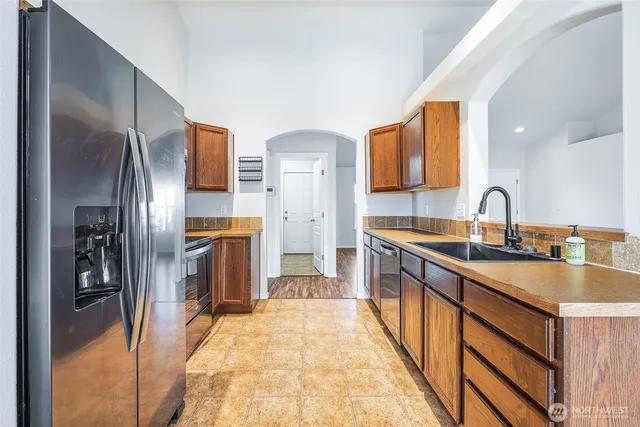 $399,000 | 5905 West 4th Place, Kennewick, WA 99336