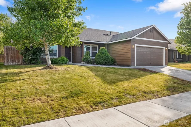 $399,000 | 5905 West 4th Place, Kennewick, WA 99336