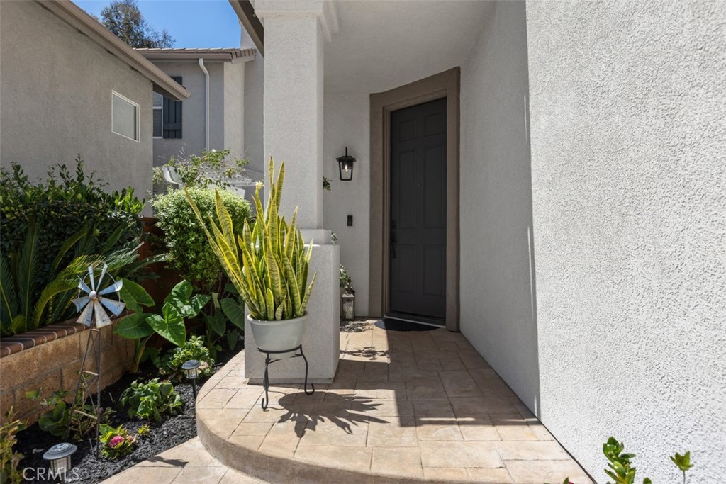 35 Edmonton Way Rancho Santa Margarita, CA 92688 - Photo 4 of 51