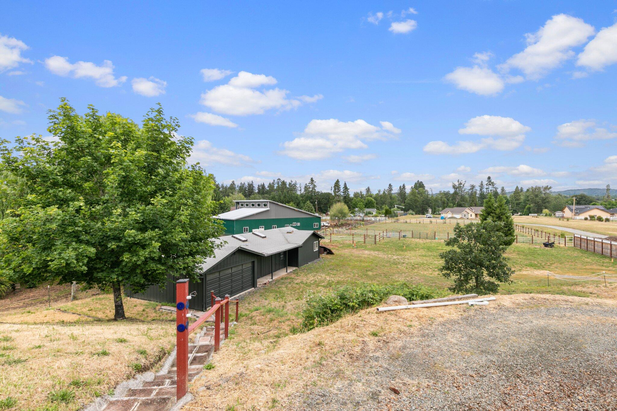 2912 South River Road Grants Pass, OR 97527 - Photo 31 of 37 42-web-or-mls-IMGM1029
