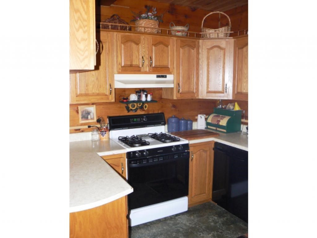 8 Rocky Hill Road Pittsburg, NH 03592 - Photo 5 of 25 Gallery Image 5