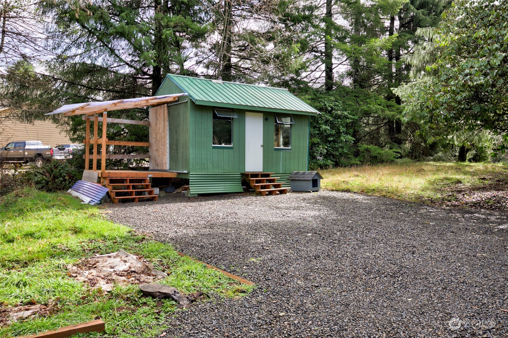 528 Ocean Beach Road Hoquiam, WA 98550 - Photo 5 of 36 Gallery Image 5