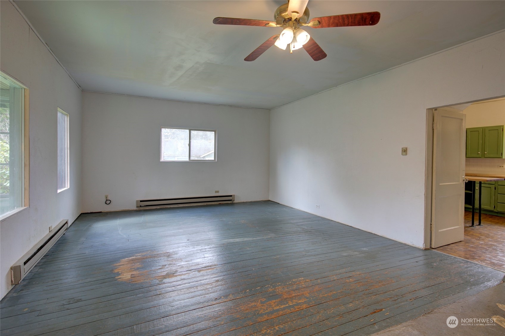 528 Ocean Beach Road Hoquiam, WA 98550 - Photo 9 of 36 Gallery Image 9
