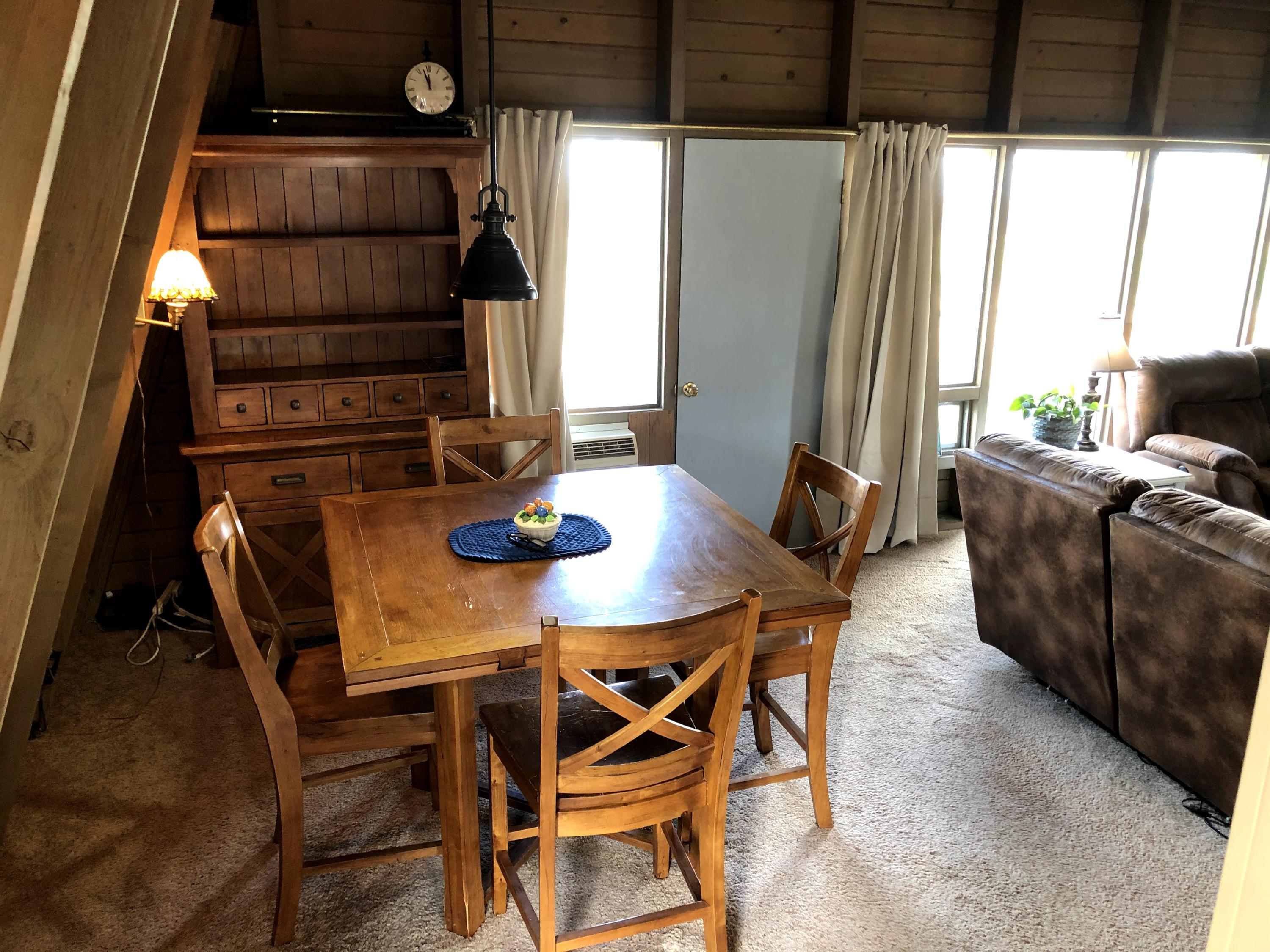 9263 Southwest Copley Road Powell Butte, OR 97753 - Photo 12 of 37 Dining Area