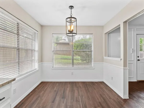 $2,400 | 5402 Rimrock Court, Arlington, TX 76017