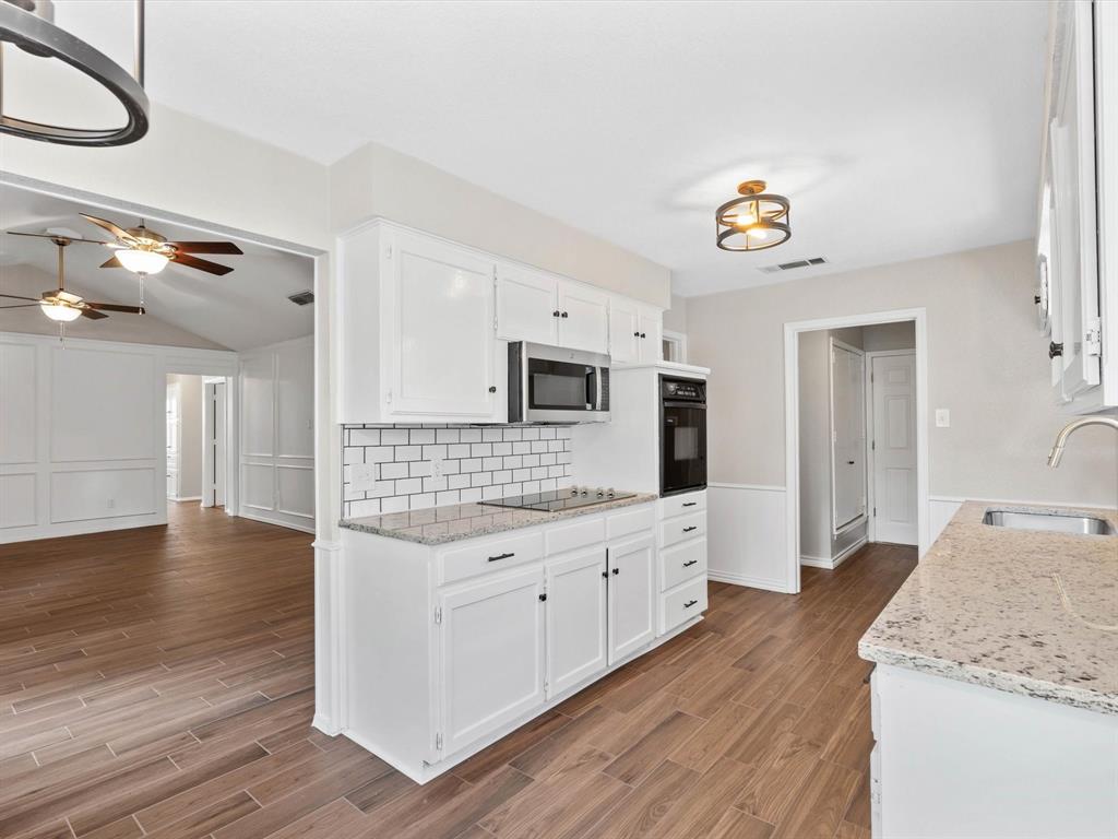 5402 Rimrock Court Arlington, TX 76017 - Photo 14 of 30